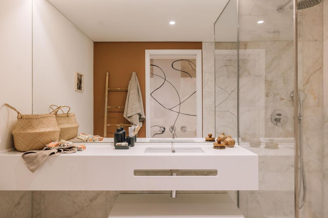 Belmez - 1 Bedroom, Pool And Parking In Arroios Lissabon